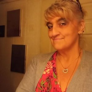 Meet your Posher, Bobbie